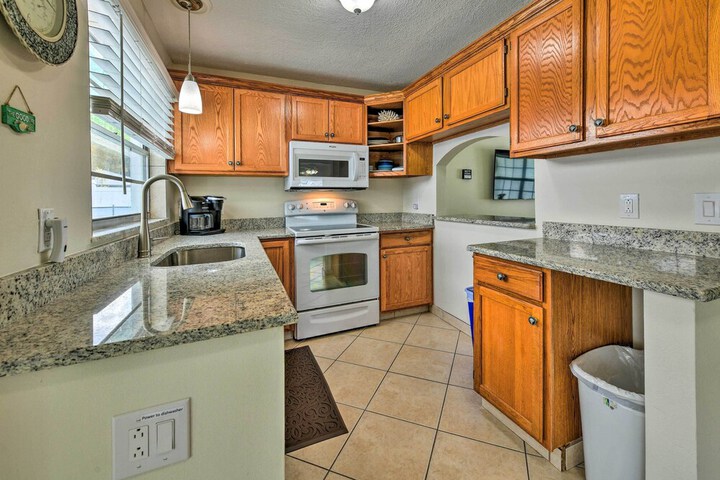 Apollo Beach Gem w / Pool: the Flamingo House'