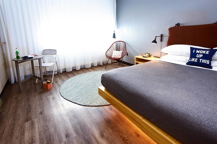 Room 39 of 54