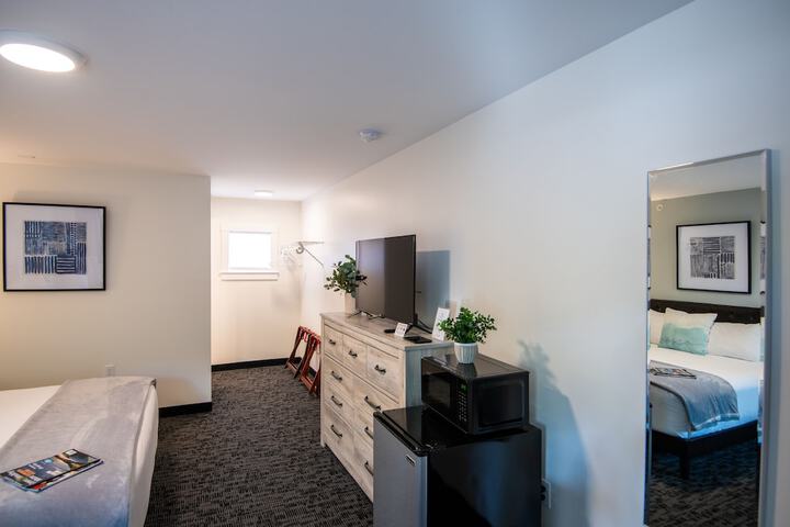 Room 12 of 36