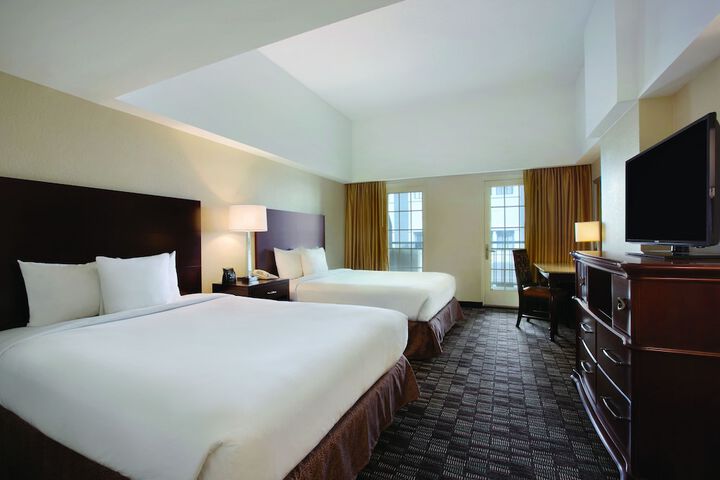 Room 27 of 65