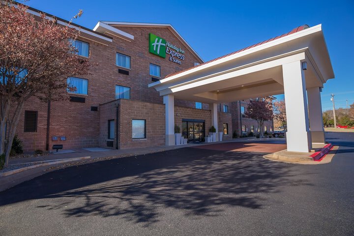 Hotel 4 of 69