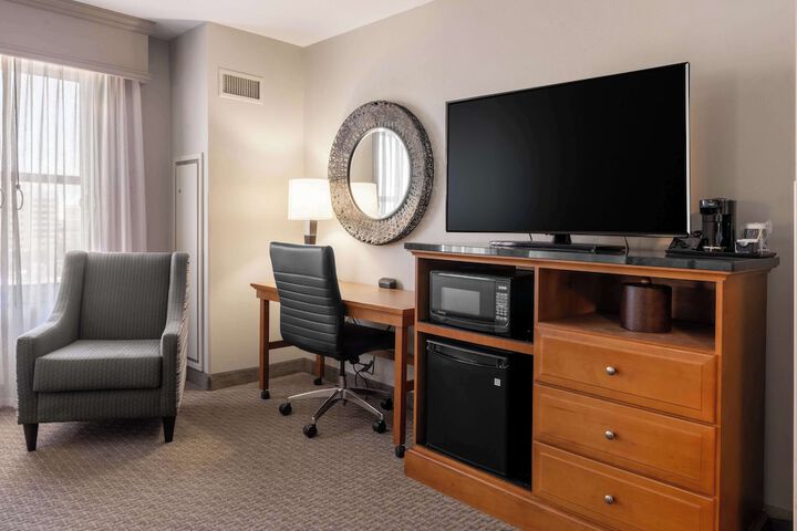 Room 44 of 120