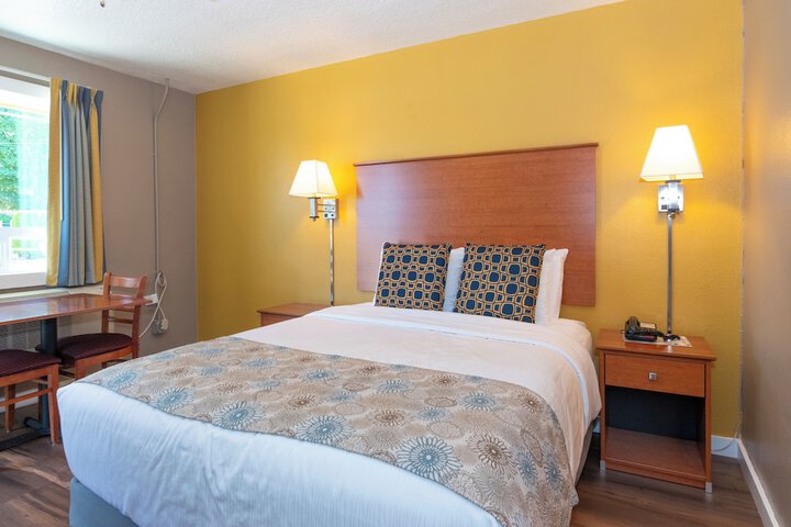 Room 45 of 103