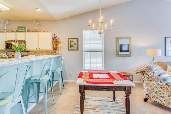Golf Swim & Explore: Sunset Beach Family Condo!