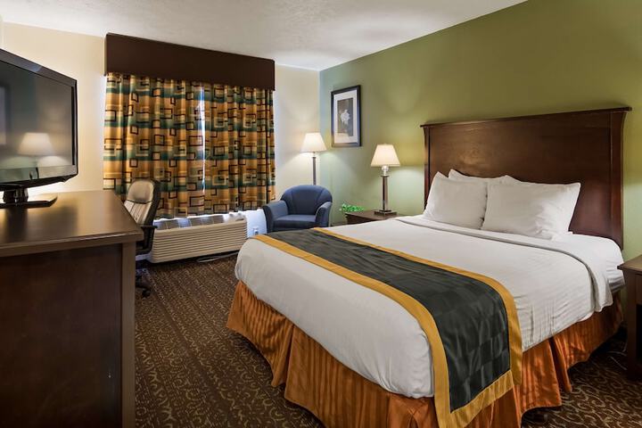 Best Western Mansfield / Bellville