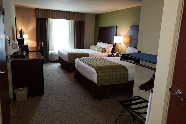 Room 10 of 56