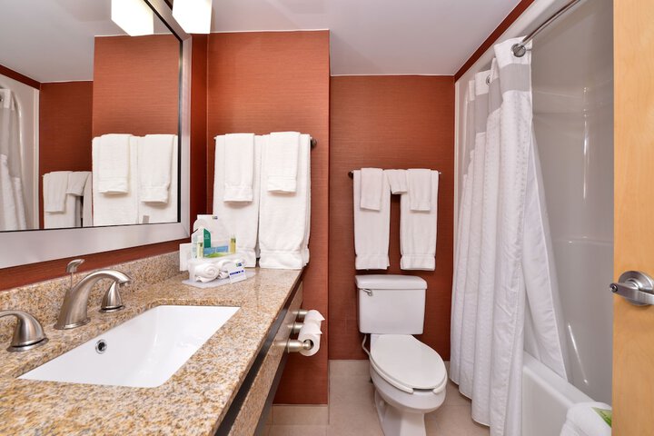 Holiday Inn Express Hotel & Suites Ocean City by IHG