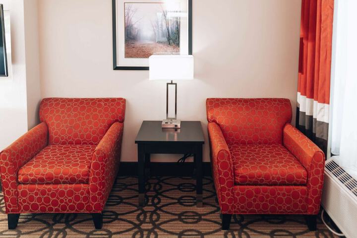 La Quinta Inn & Suites by Wyndham Starkville at MSU