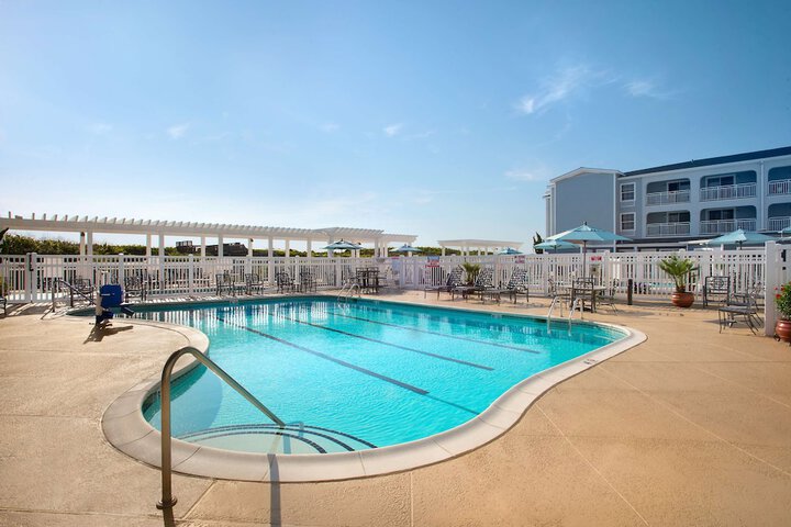 Hampton Inn & Suites Outer Banks / Corolla