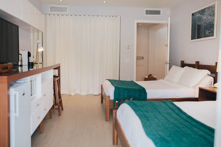 Room 17 of 45