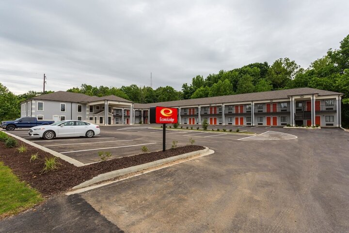 Hotel 2 of 34