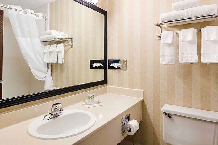 Room 20 of 35