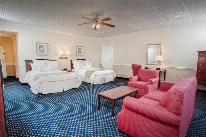 The Inn at Stone Mountain Park