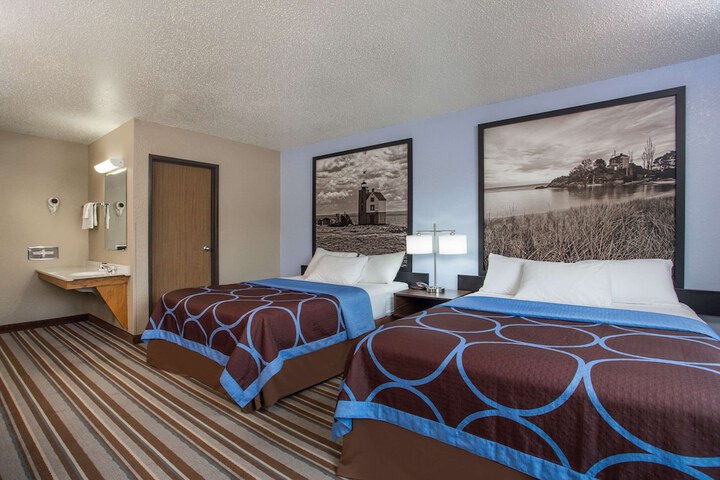 Room 19 of 25