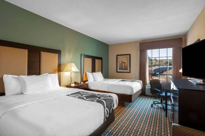Room 20 of 28