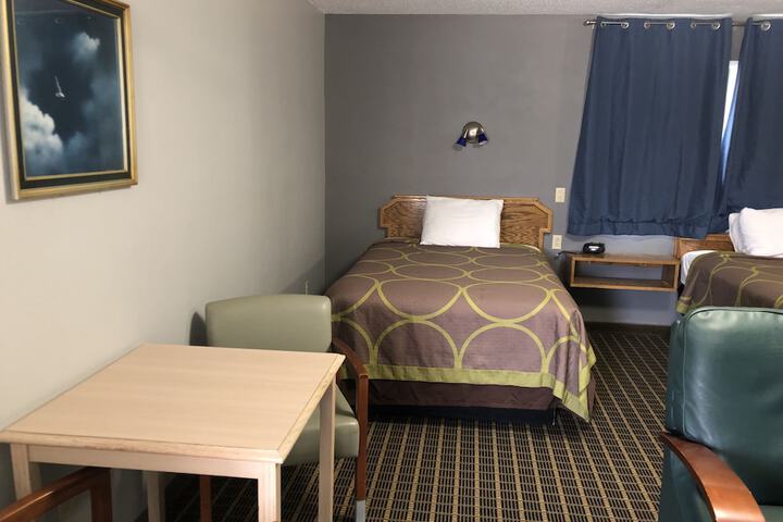Room 29 of 33