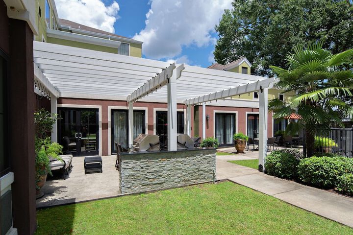 Terrace/Patio 38 of 40