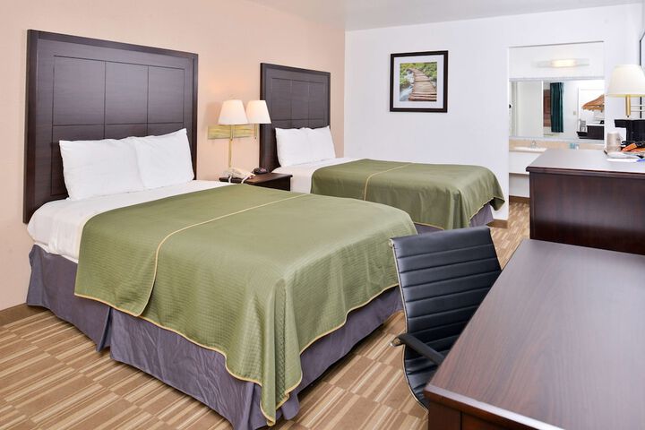 Room 12 of 21