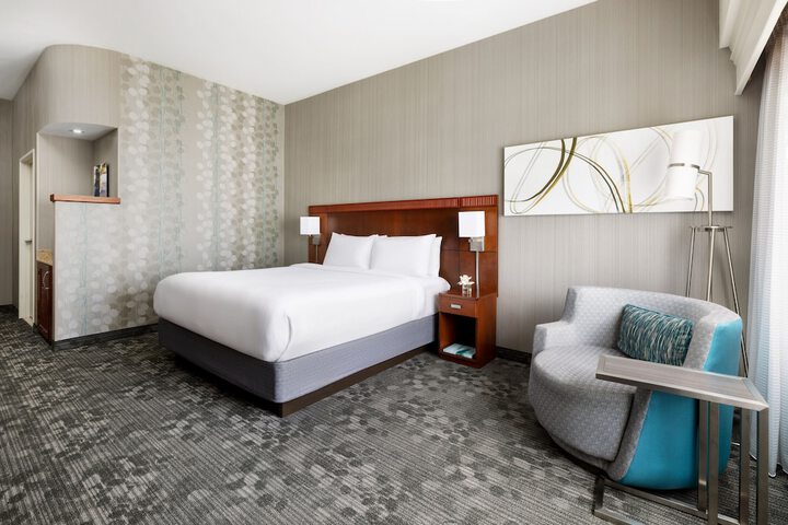 Room 21 of 45