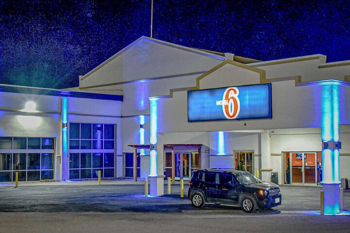 Motel 6 Snyder TX