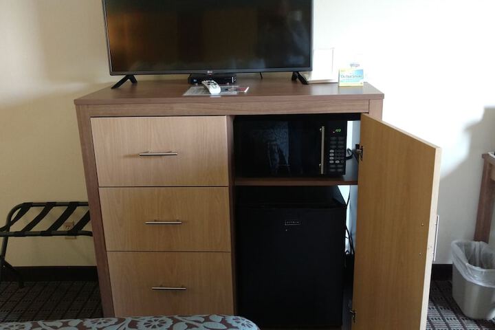 Room 35 of 39