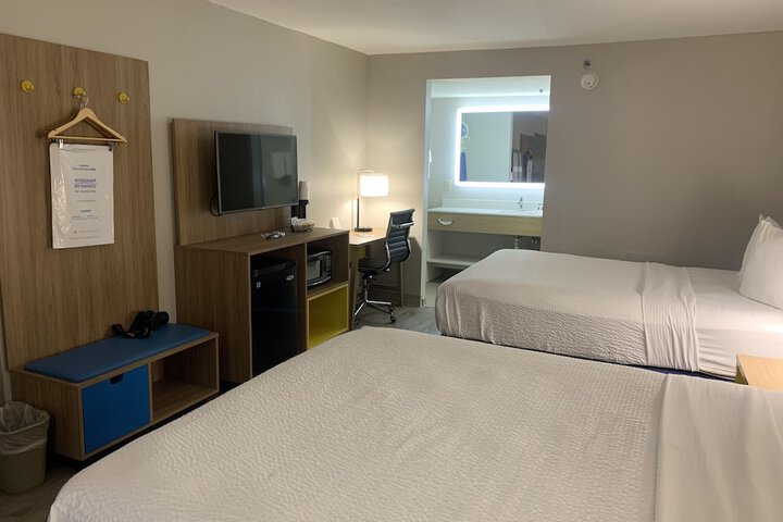 Days Inn by Wyndham Atlanta Stone Mountain