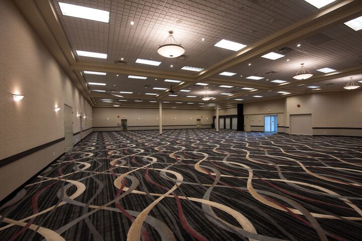 Ballroom/Hall 48 of 50