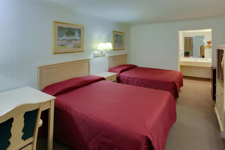 Vienna Wolf Trap Hotel / Tysons Corner