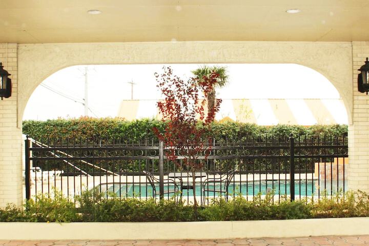 Hotel 2 of 41