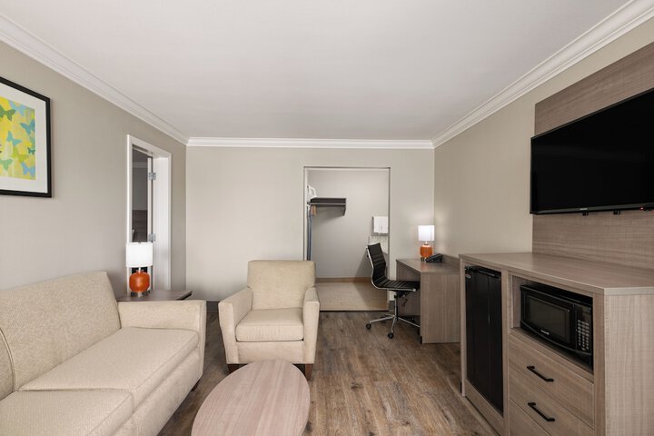 Room 25 of 30