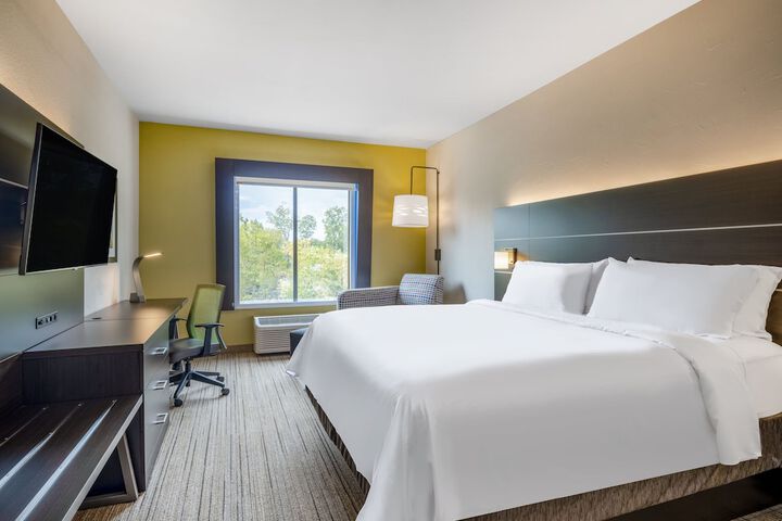 Holiday Inn Express Hotel & Suites BEAUMONT NW by IHG