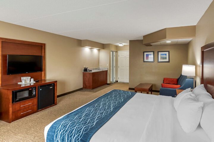 Room 22 of 38
