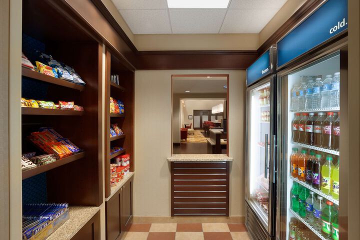 Hampton Inn & Suites Hartford / East Hartford