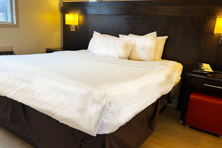 Riviera Inn and Suites 1000 Islands