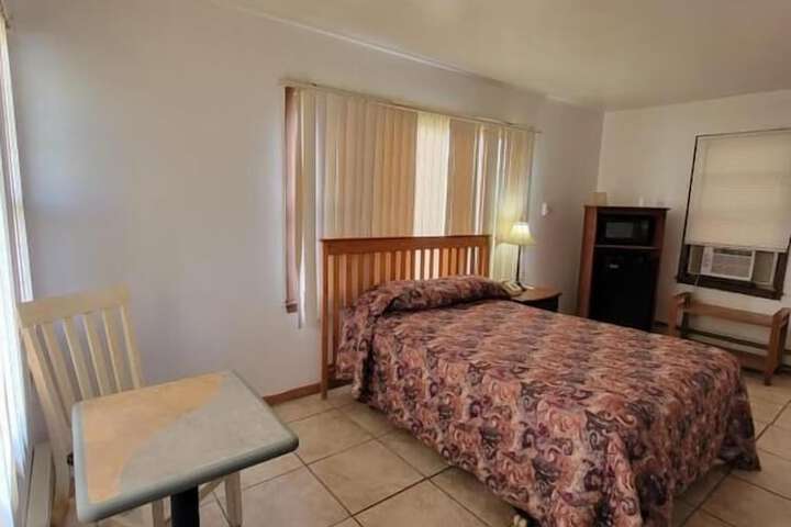 Daniels Motel