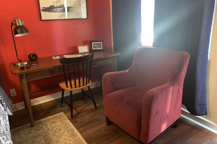 Room 61 of 200