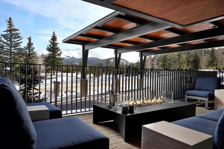 Hotel Alpenrock Breckenridge Curio Collection by Hilton