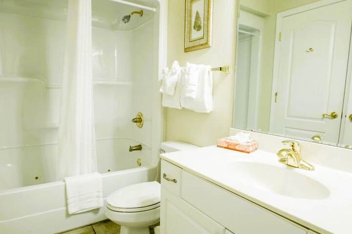 French Quarter Resort