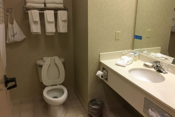 Room 15 of 42
