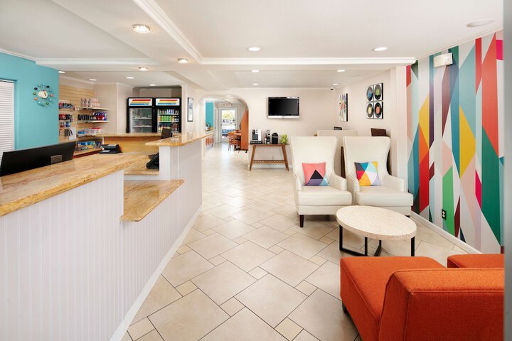 Hotel Interior 11 of 27