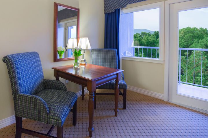 Music Road Resort Hotel and Inn