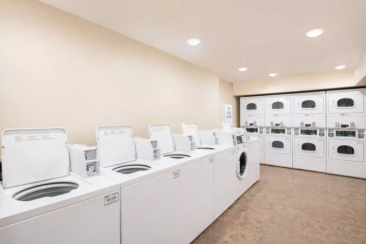 Extended Stay America Select Suites - Atlanta - Chamblee