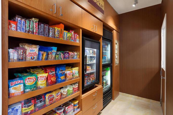 Fairfield Inn & Suites Bismarck North