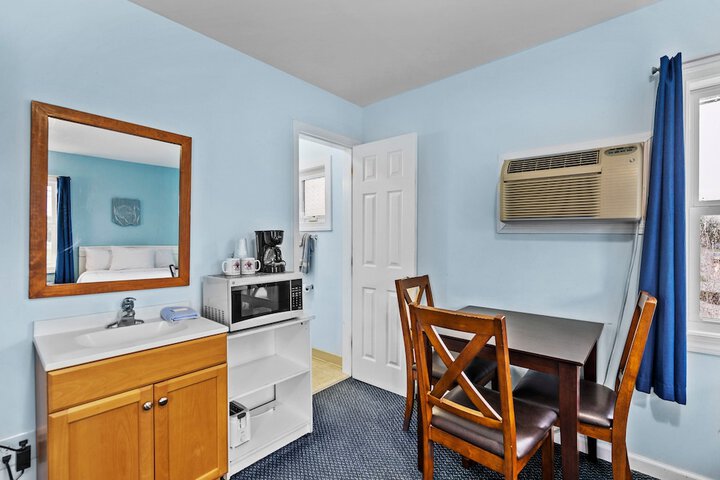 Room 40 of 78