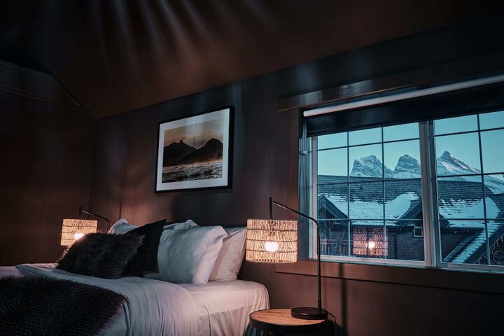 Room 35 of 75