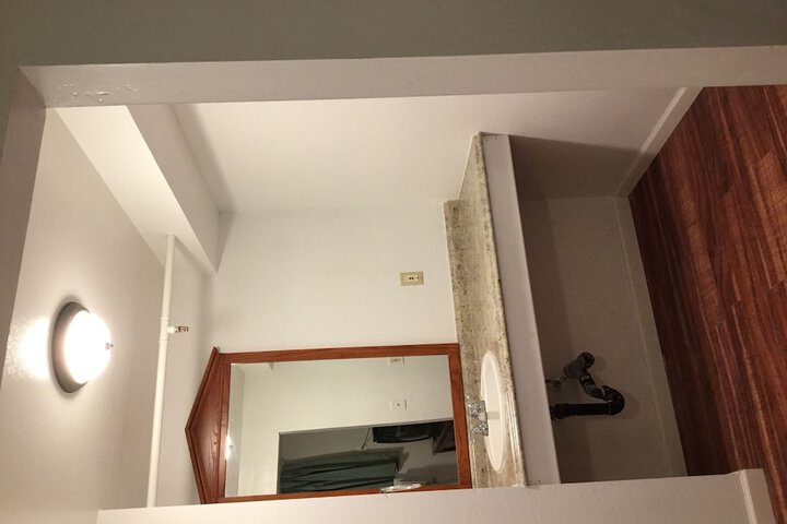 Room 19 of 22