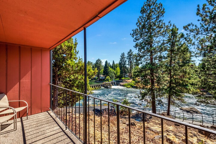 Terrace/Patio 374 of 399