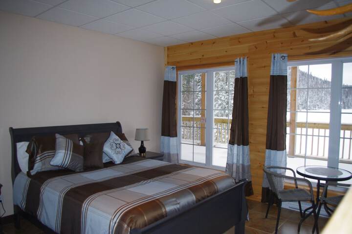 Room 44 of 68