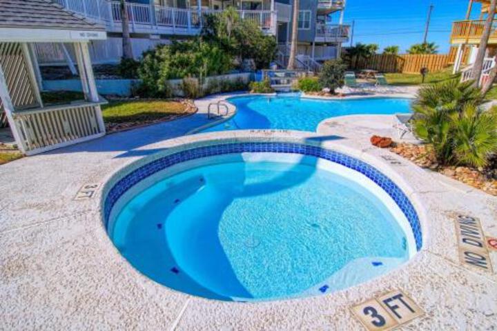 Mustang Memories 1 Br condo