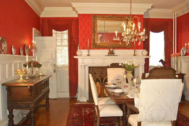 The Albanus Phillips Inn